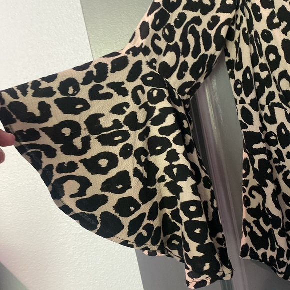 Leopard Top - Picture 4 of 6